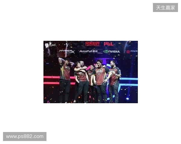 马卡：皇马将穿深色球衣对阵曼城，约1200位皇马球迷随队远征